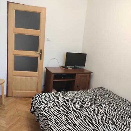 Appartamento Anita Apartament Nowowiejska Varsavia Esterno foto